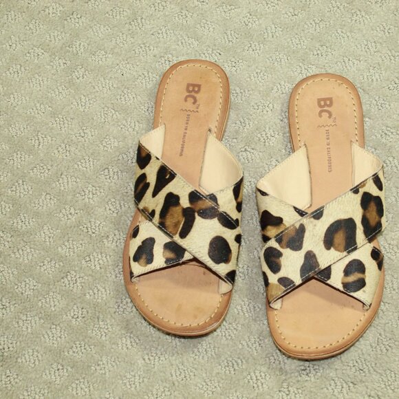 BC Women's 7 Calf Hair Cheetah Print Flat Slide Sandals EUC! - Picture 2 of 6